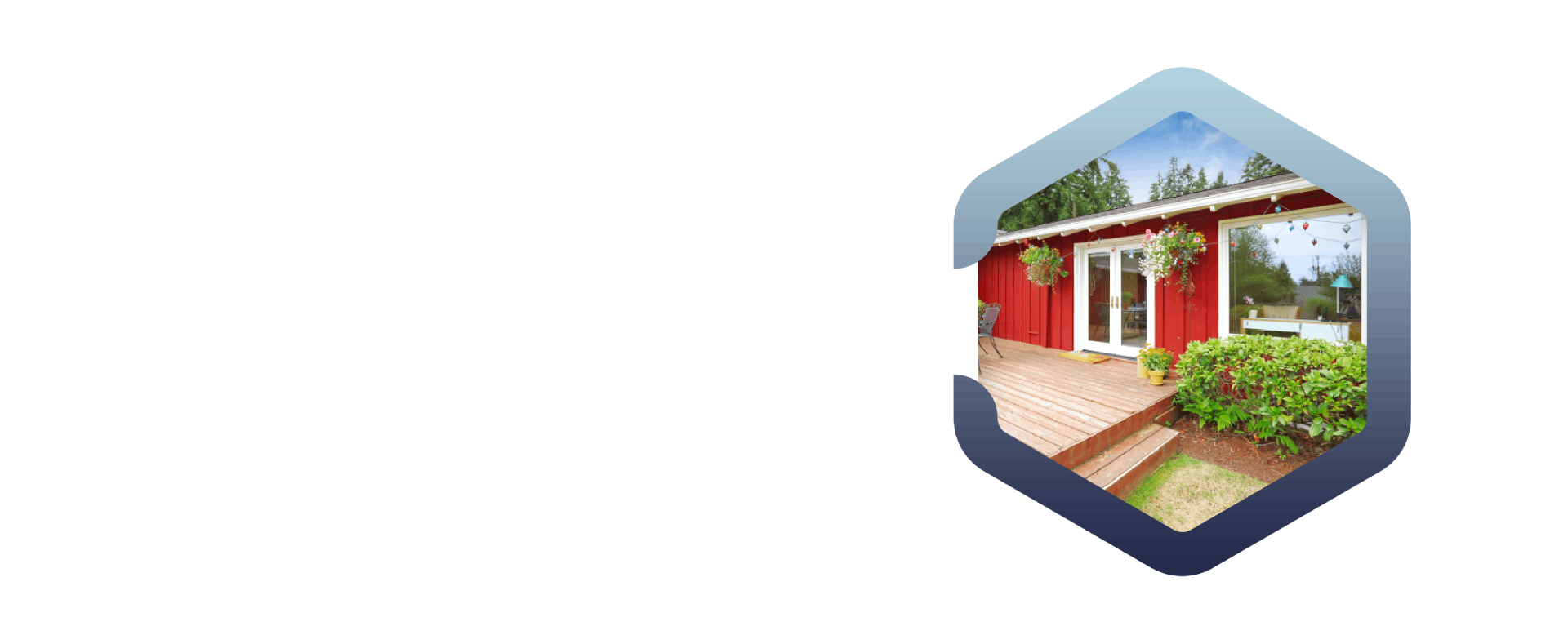 Porche de madera de una casa roja